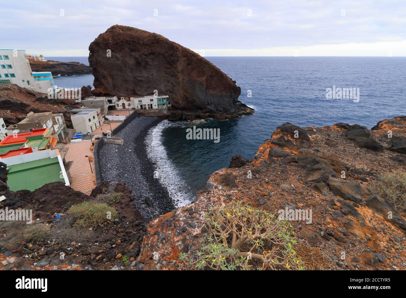 Foto de Playa de Los Roques en Fasnia, Santa Cruz de Tenerife