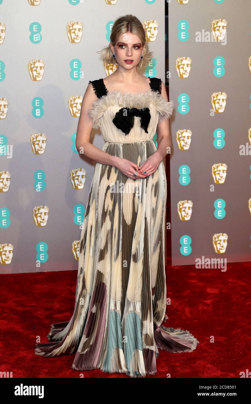 Lucy Boynton asiste a los EE British Academy Film Awards en Royal Albert Hall el 10 de febrero de 2019 en Londres, Inglaterra. Foto de stock