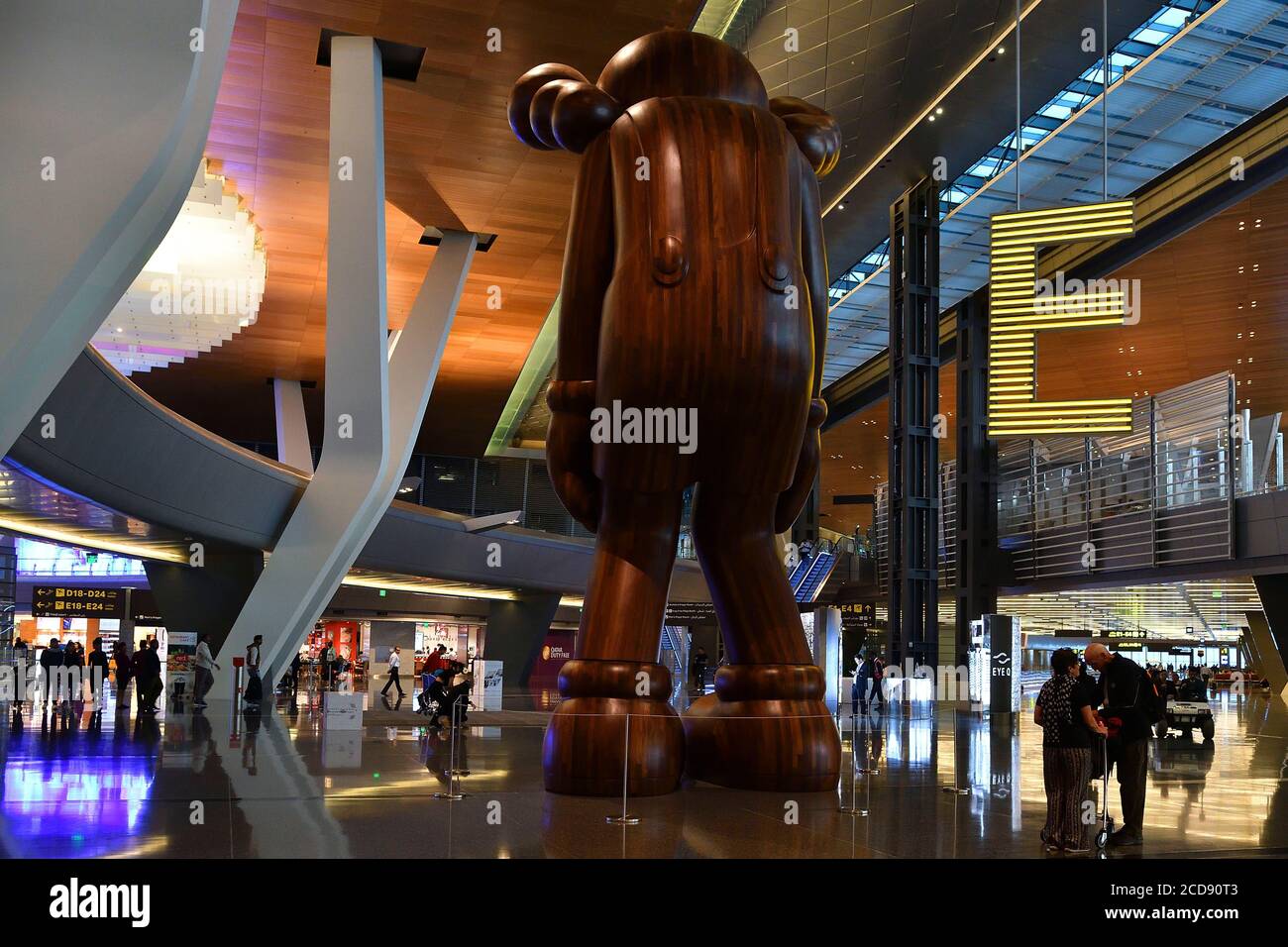 Asia, Qatar, Doha, Hamad aeropuerto internacional, escultura monumental