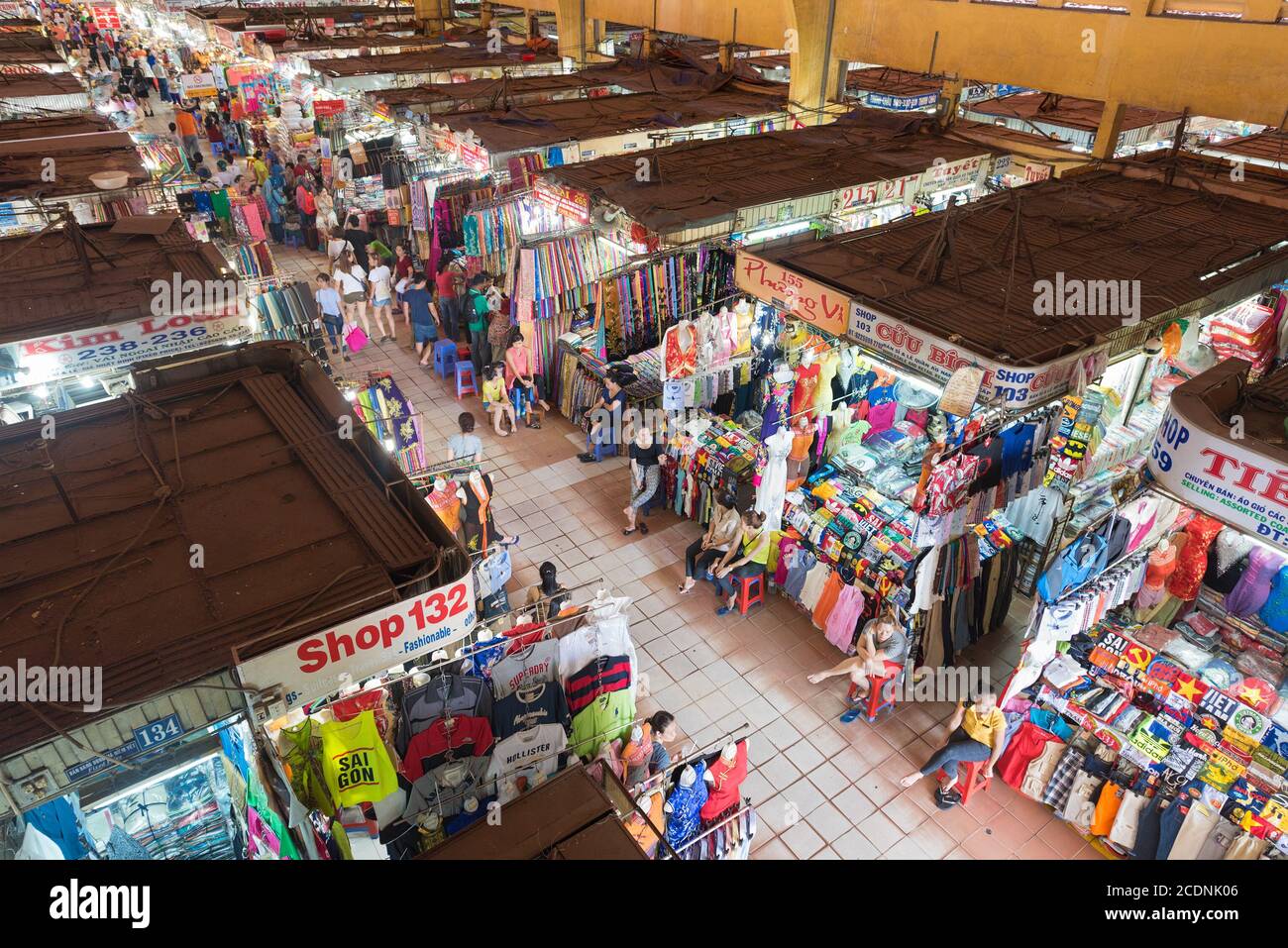Mercado Ben Thanh, Ciudad Ho Chi Minh, Vietnam Foto de stock