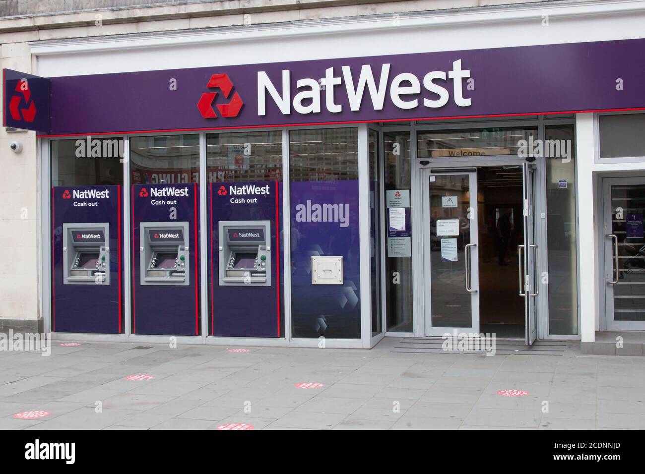 The Natwest Bank en Southampton, Hampshire en el Reino Unido, tomado el 10 de julio de 2020 Foto de stock