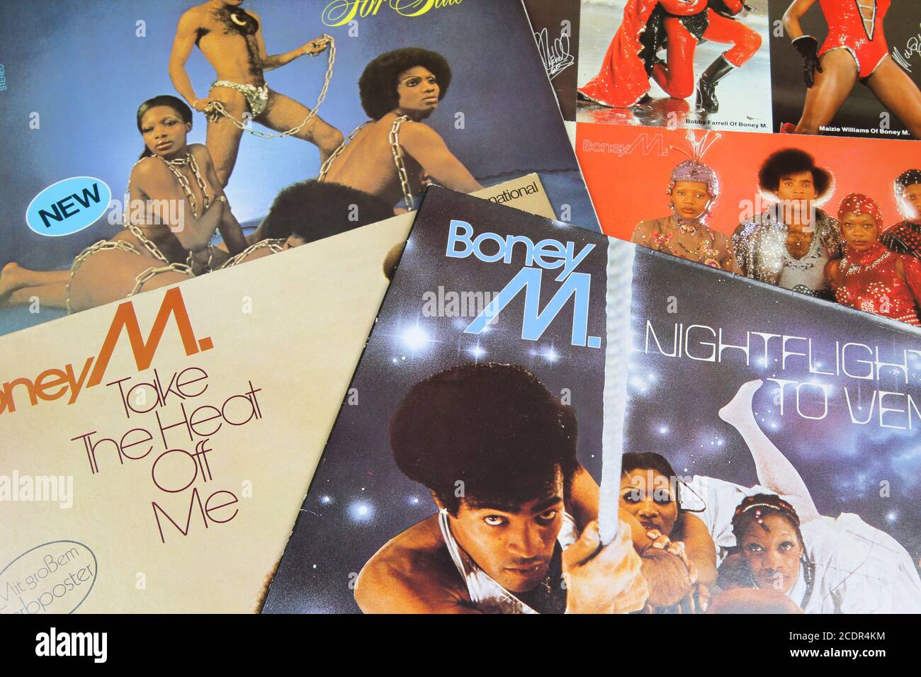 Viersen, Alemania - 9 de julio. 2020: Cierre de la colección de portadas de  discos de vinilo Boney M Fotografía de stock - Alamy