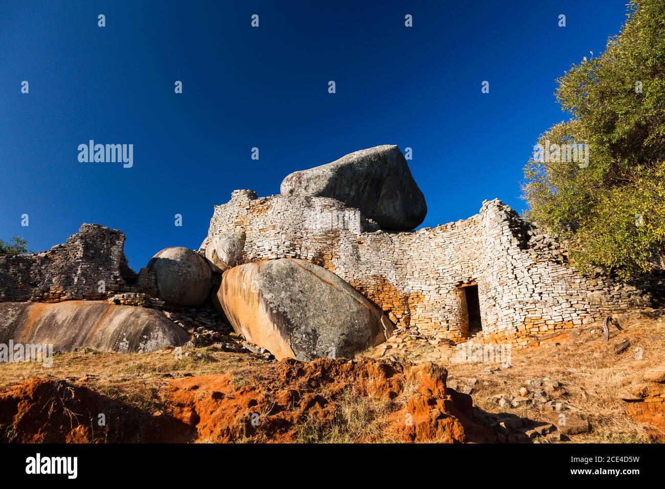 Grandes ruinas de Zimbabwe, patio del complejo de la colina, acrópolis, antigua capital de la civilización Bantu, provincia de Masvingo, Zimbabwe, África Foto de stock