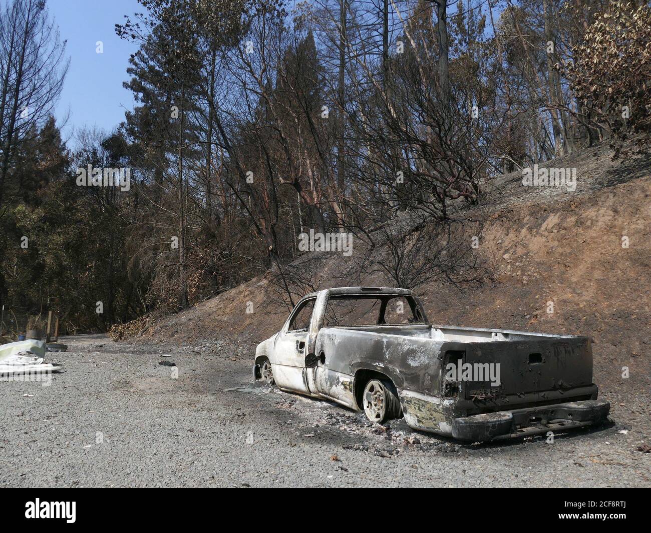 Incendios complejos de rayos lnu fotografías e imágenes de alta