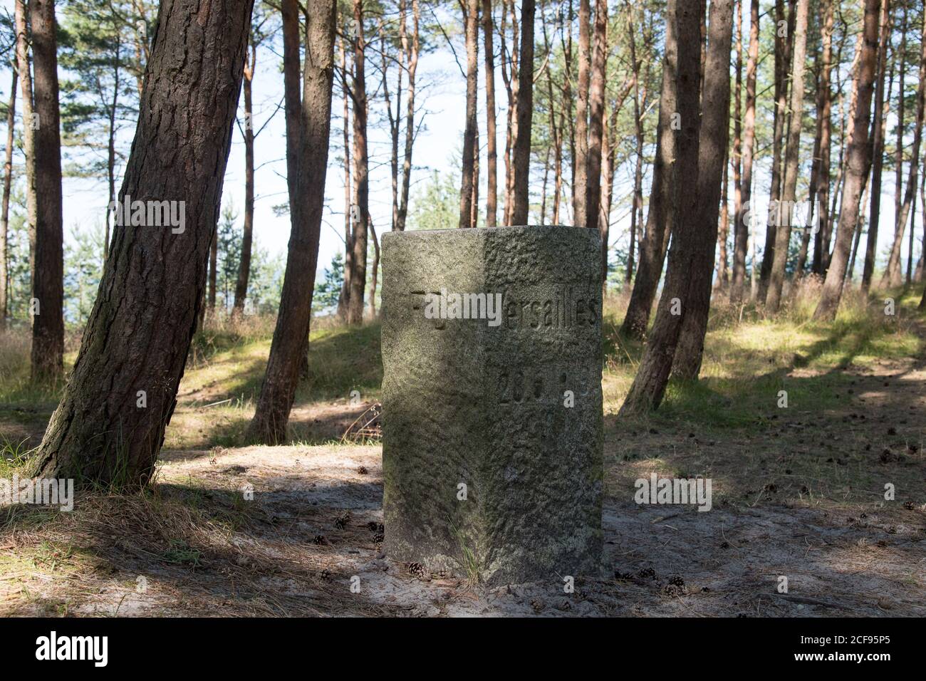 Freie Stadt Danzig/Deutschland y la piedra límite del Tercer Reich en el primero Frontera que fue creada como resultado de la Paz de Versalles Conferencia en junio de 28 Foto de stock