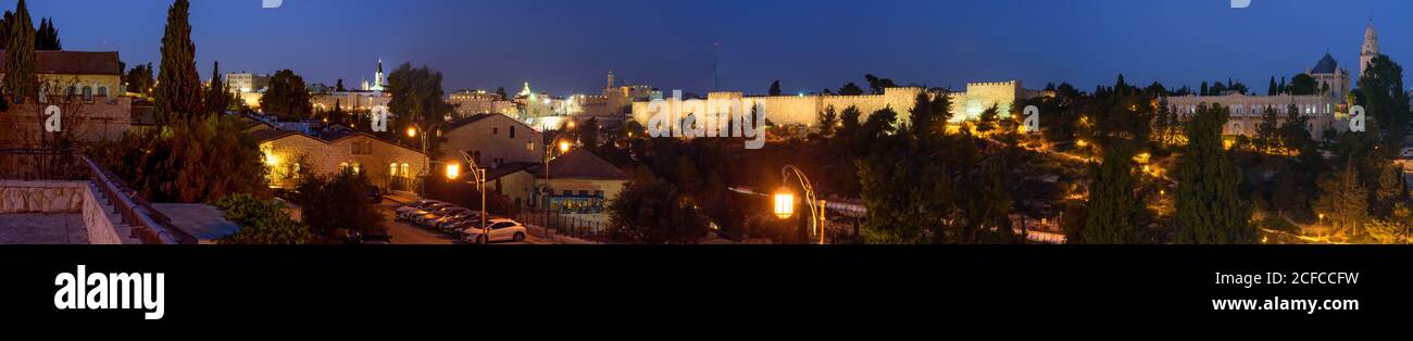 Panoroma de vista de la Iglesia de la Dormición en el monte de Sión, en Jerusalén, Israel. Basílica, memorial. Foto de stock