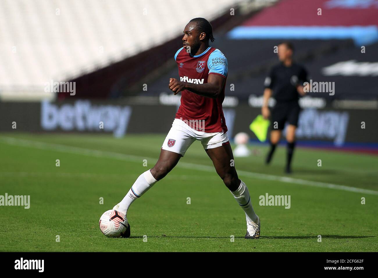 Londres, Reino Unido. 5 de septiembre de 2020. Michail Antonio de West Ham se unió en acción durante el juego. Partido amistoso de la pre-temporada, West Ham United contra AFC Bournemouth en el estadio de Londres, Queen Elizabeth Olympic Park en Londres el sábado 5 de septiembre de 2020 esta imagen sólo puede ser utilizada con fines editoriales. Uso editorial solamente, licencia requerida para uso comercial. No se usa en apuestas, juegos o en publicaciones de un solo club/liga/jugador. Pic by Steffan Bowen/Andrew Orchard sports photography/Alamy Live News crédito: Andrew Orchard sports photography/Alamy Live News Foto de stock