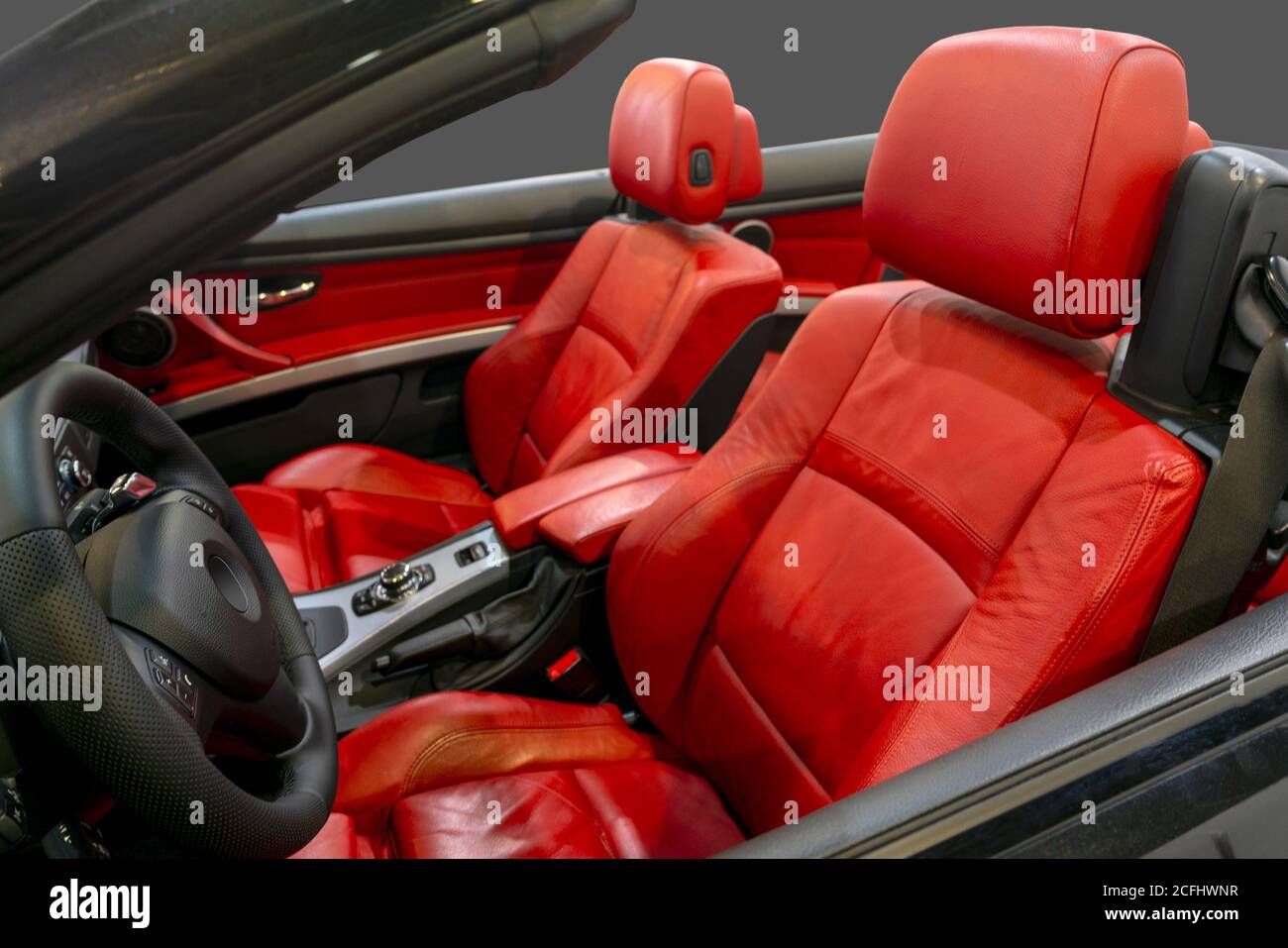 Asientos de carro rojos fotografías e imágenes de alta resolución - Página  5 - Alamy