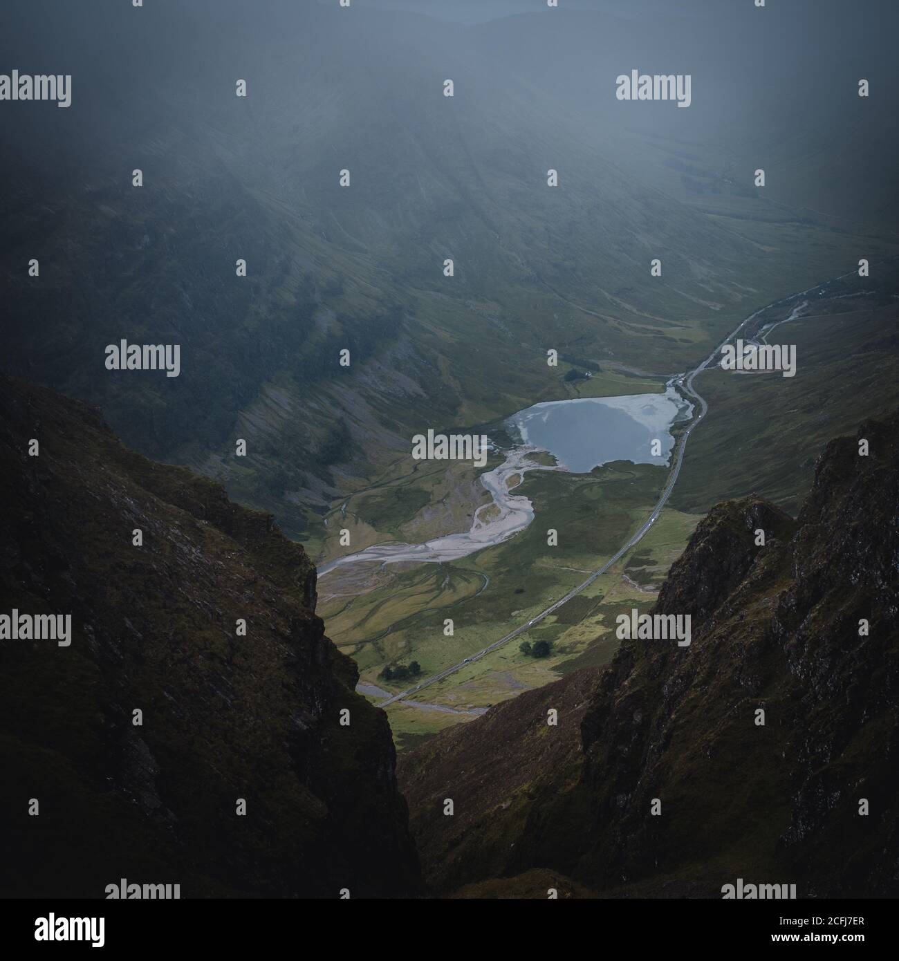 Loch Actriochtan en Glencoe, Highlands escocesas Foto de stock