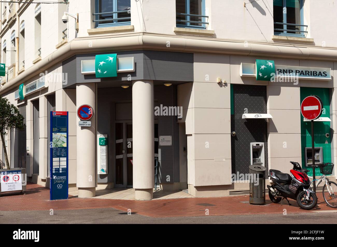Banco BNP PARIBAS en le Touquet, Francia Foto de stock