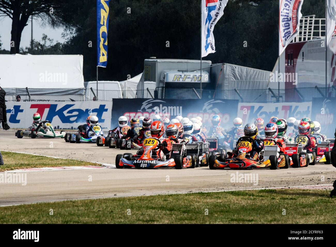 329 Pierre Gasly (FIA), Sodi Parilla, acción con 363 max Verstappen (Ned) durante la serie Mundial Karting 2010 en la Conca, Italia - Foto Jacky Foulatier / DPPI crédito: LM/DPPI/DPPI/PPI/Jacky Foulatier/Alamy Live News Foto de stock