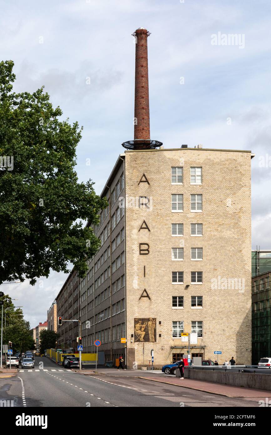Antigua fábrica de cerámica de Arabia en el distrito de Arabianranta de Helsinki, Finlandia Foto de stock
