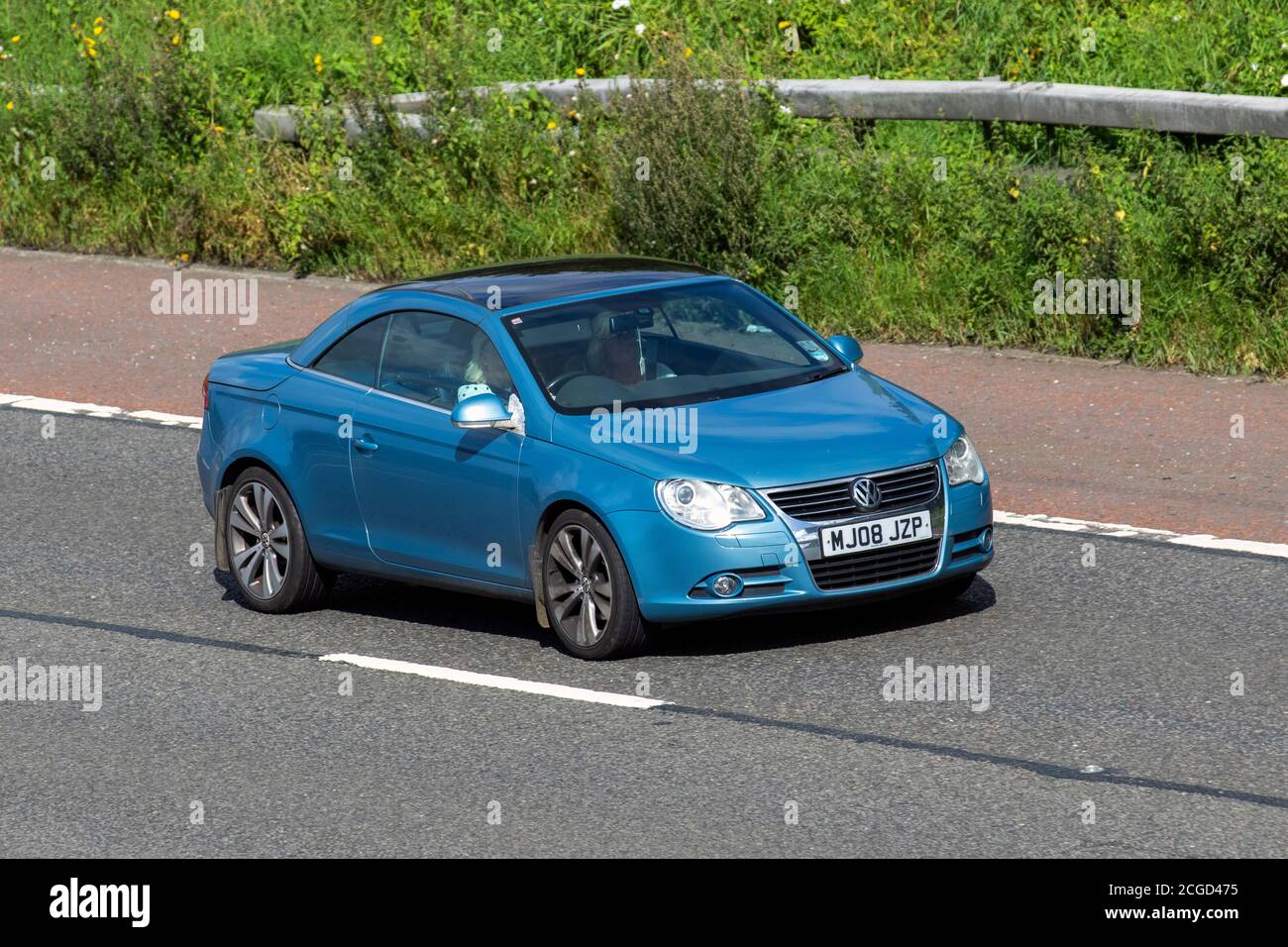 Volkswagen eos coches azules fotografías e imágenes de alta resolución -  Alamy