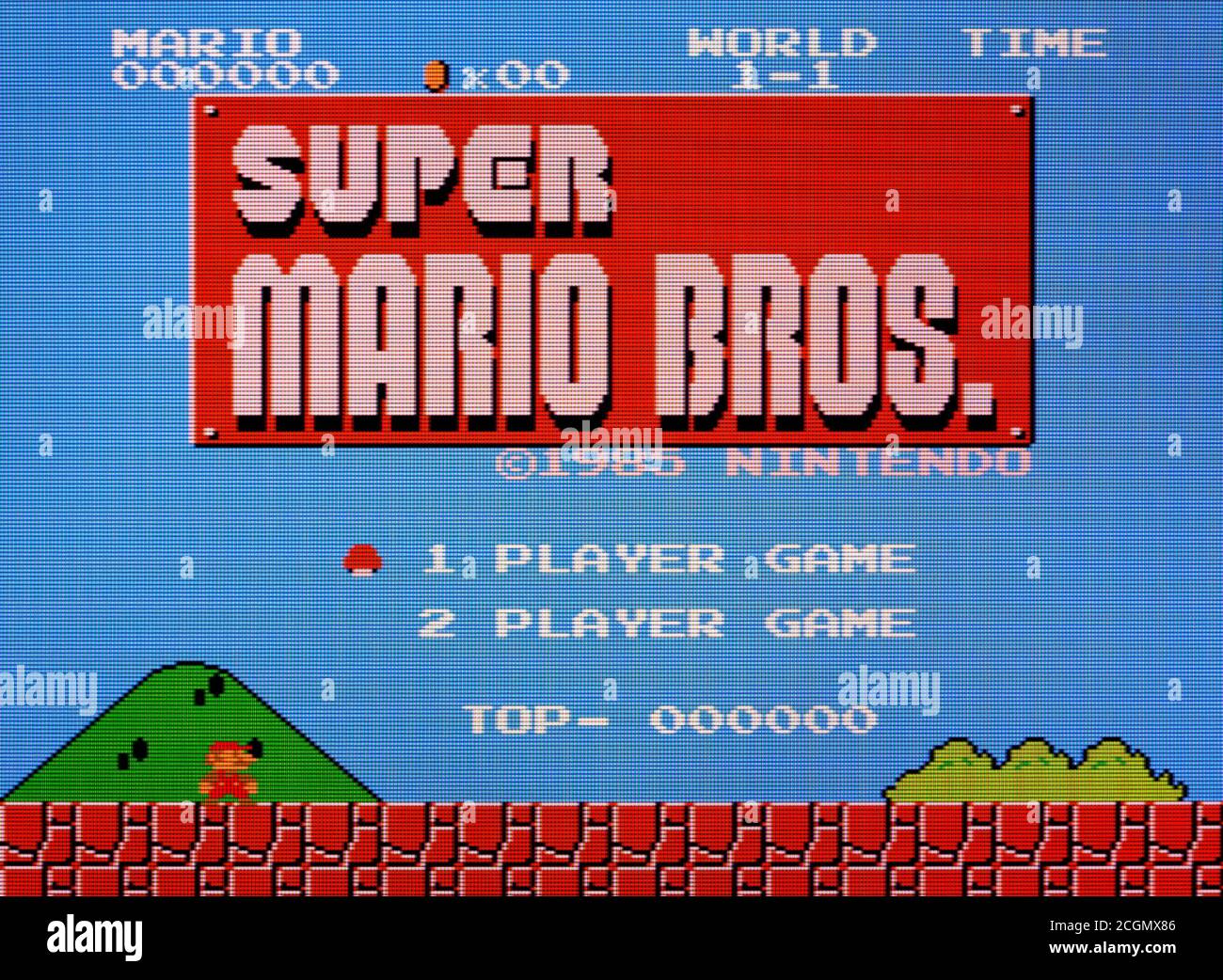 vacunación monitor romano Super Mario Bros. - Nintendo Entertainment System - NES Videogame - sólo  para uso editorial Fotografía de stock - Alamy