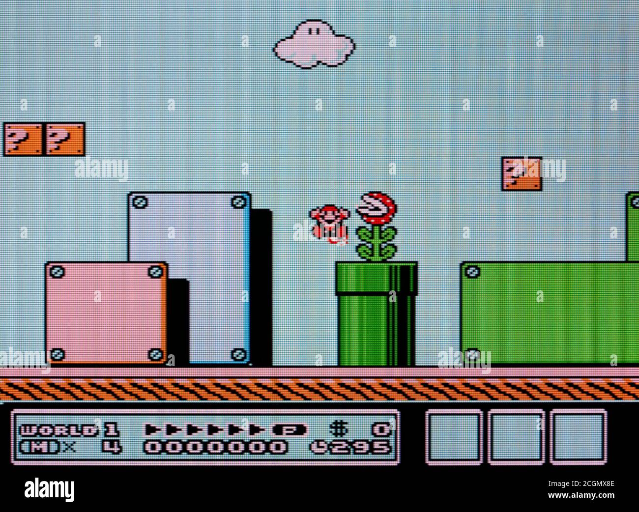 Descubrimiento Saliente Pickering Super Mario Bros. 3 - Nintendo Entertainment System - NES Videogame - sólo  para uso editorial Fotografía de stock - Alamy