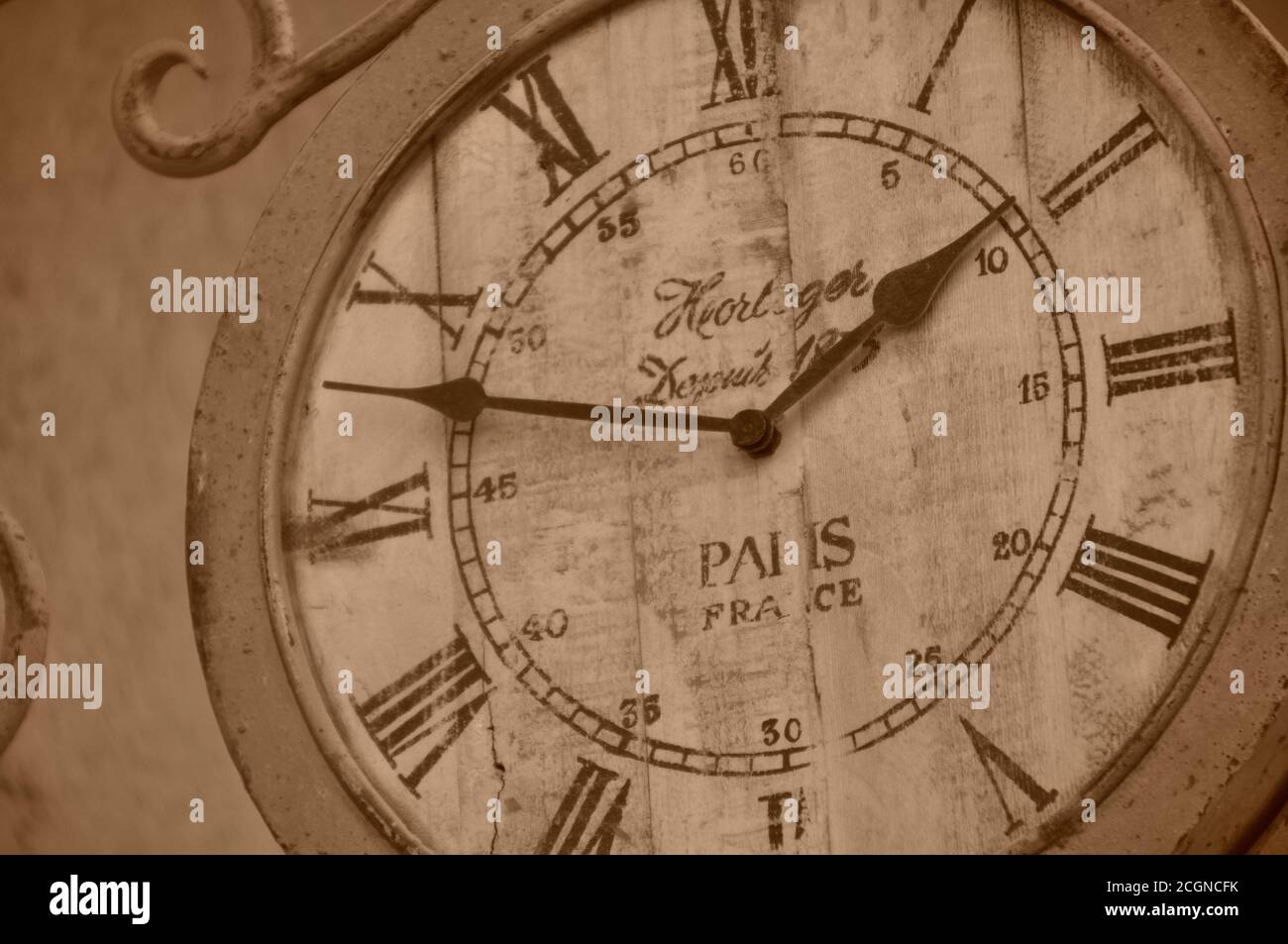 Reloj antiguo con números romanos fotografías e imágenes de alta resolución  - Alamy