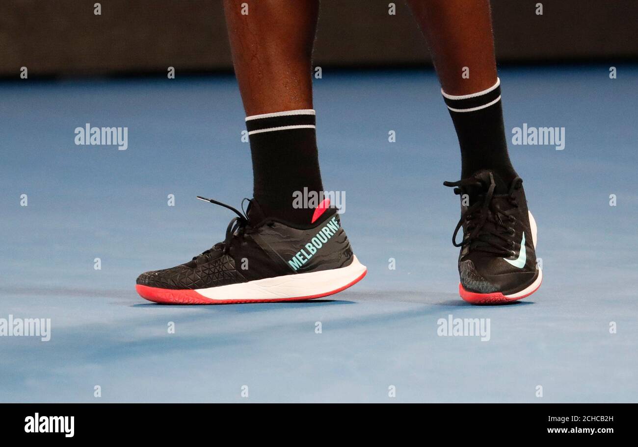 Tenis - Abierto de Australia - Quarter-final - Melbourne Park, Melbourne,  Australia, 22 de enero de 2019. Frances Tiafoe de los EE.UU. Zapatos  durante el partido contra el español Rafael Nadal. REUTERS/Kim