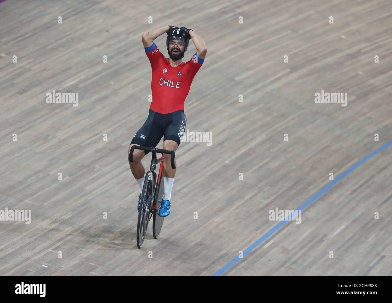 XVIII Juegos Panamericanos - Lima 2019 - Ciclismo - Madison Men final final  - Velódromo, Villa Deportiva Nacional, Lima, Perú - 4 de agosto de 2019.  Felipe Penaloza, chileno, celebra el final