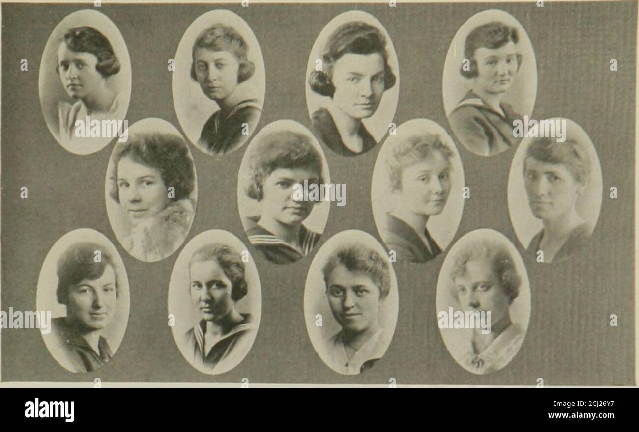 . Púrpura real . GRAN CAMPEÓN DE DENVER, 1920 Pai/c 236 dDmicron gripe. HeNDRII k-. I IM N IIIKD BL KK Lyman Leak 11 i r. 11 Wilkin Dawlei Webb Mill Konorary Home Economía FraternityFunded al The Michigan State Agricultural College, 23 de abril de 1912. KANSAS THETA CHAPTERInstalled 31 de mayo de 1915 colores: Rosa y l. i ender Flor: Guisante dulce Sra. Van ZileMrs. Birdsall Dr. Thompson Edna WilkinHelen DawleyGladys ( IanshirdBetty LymaxEffie Hendrk K3 Pa q, MIEMBROS en FacultateMiss SkinnerMiss Cow eli sMiss WithamMiss Lloyd-Ji ines at ■ Mary Hit< iCarolsn LearLounne iBess Miss Burkdoll Foto de stock