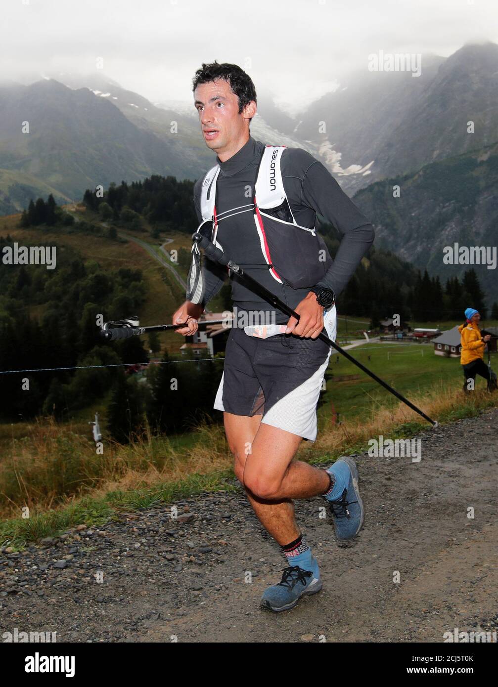 Kilian Jornet de España se ejecuta en el Col de Voza durante la 16ª  Ultra-Trail du Mont-Blanc (UTMB) carrera cerca de Chamonix, Francia 31 de  agosto de 2018. REUTERS/Denis Balibouse Fotografía de
