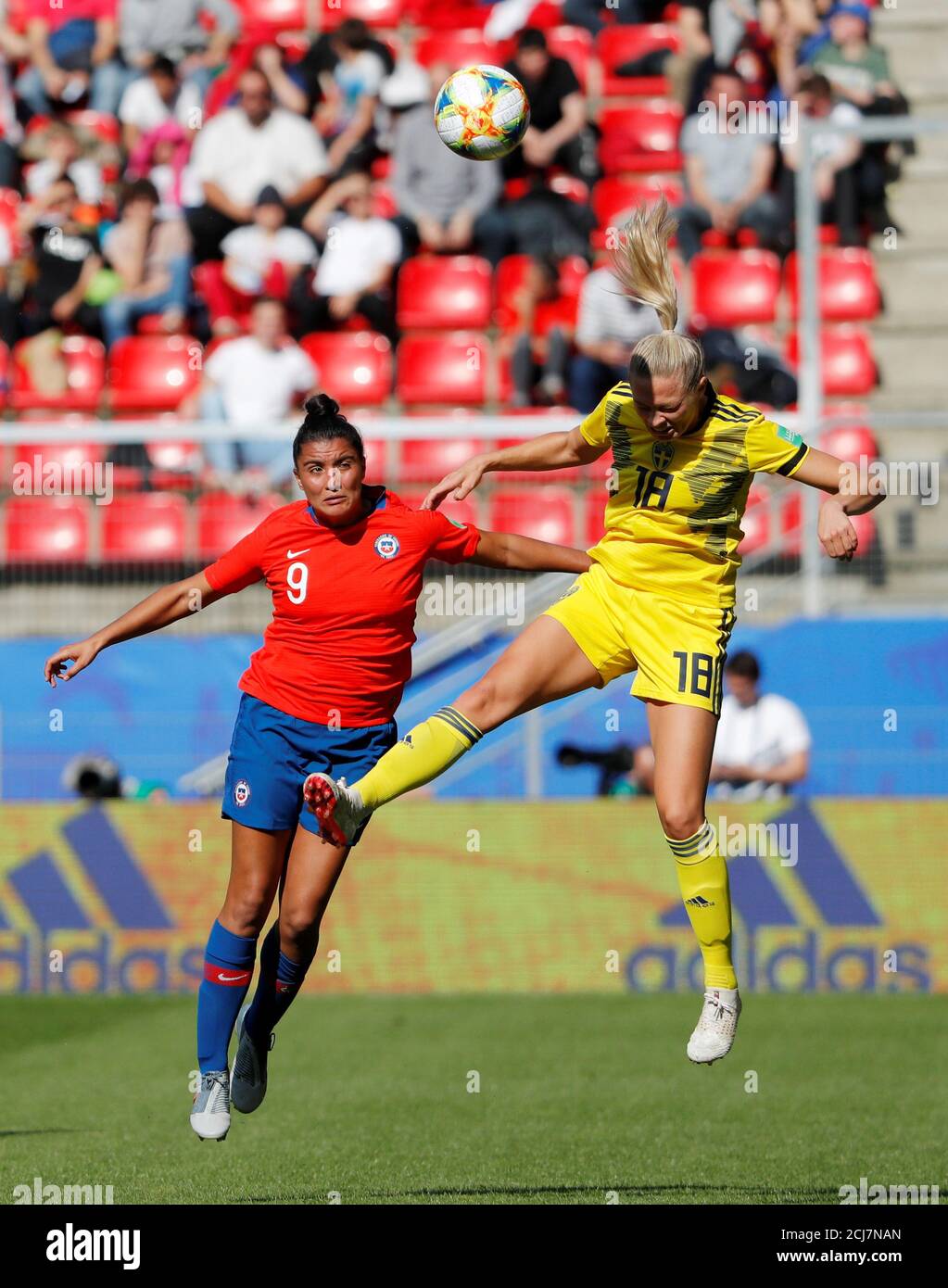 Fútbol - Copa Mundial Femenino - Grupo F - Chile contra Suecia - Roazhon Park, Rennes, Francia - 11 de