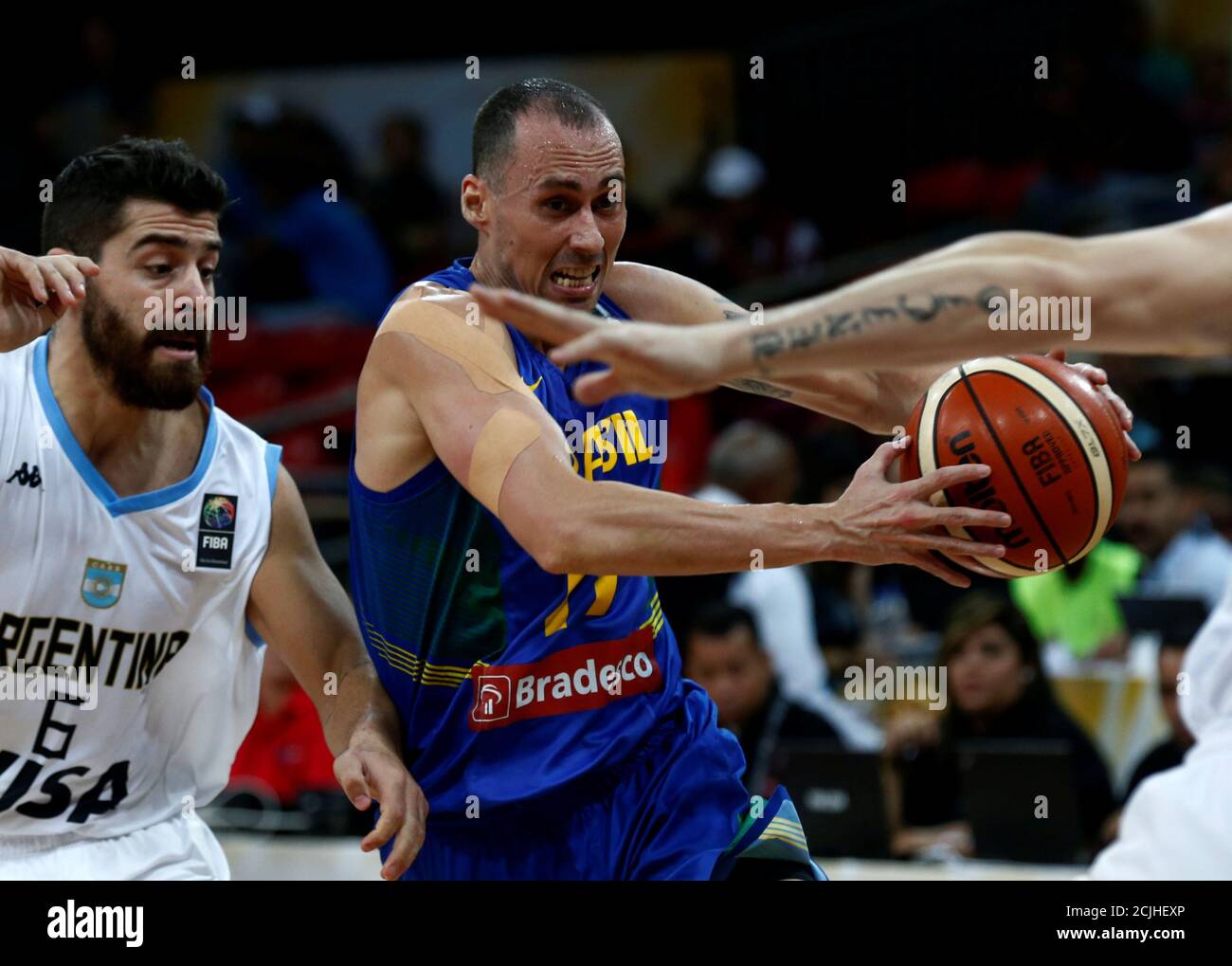 Baloncesto - Brasil contra Argentina - Campeonato Sudamericano de Baloncesto  - Semi-final - Poliedro de Caracas, Caracas, Venezuela - 1/