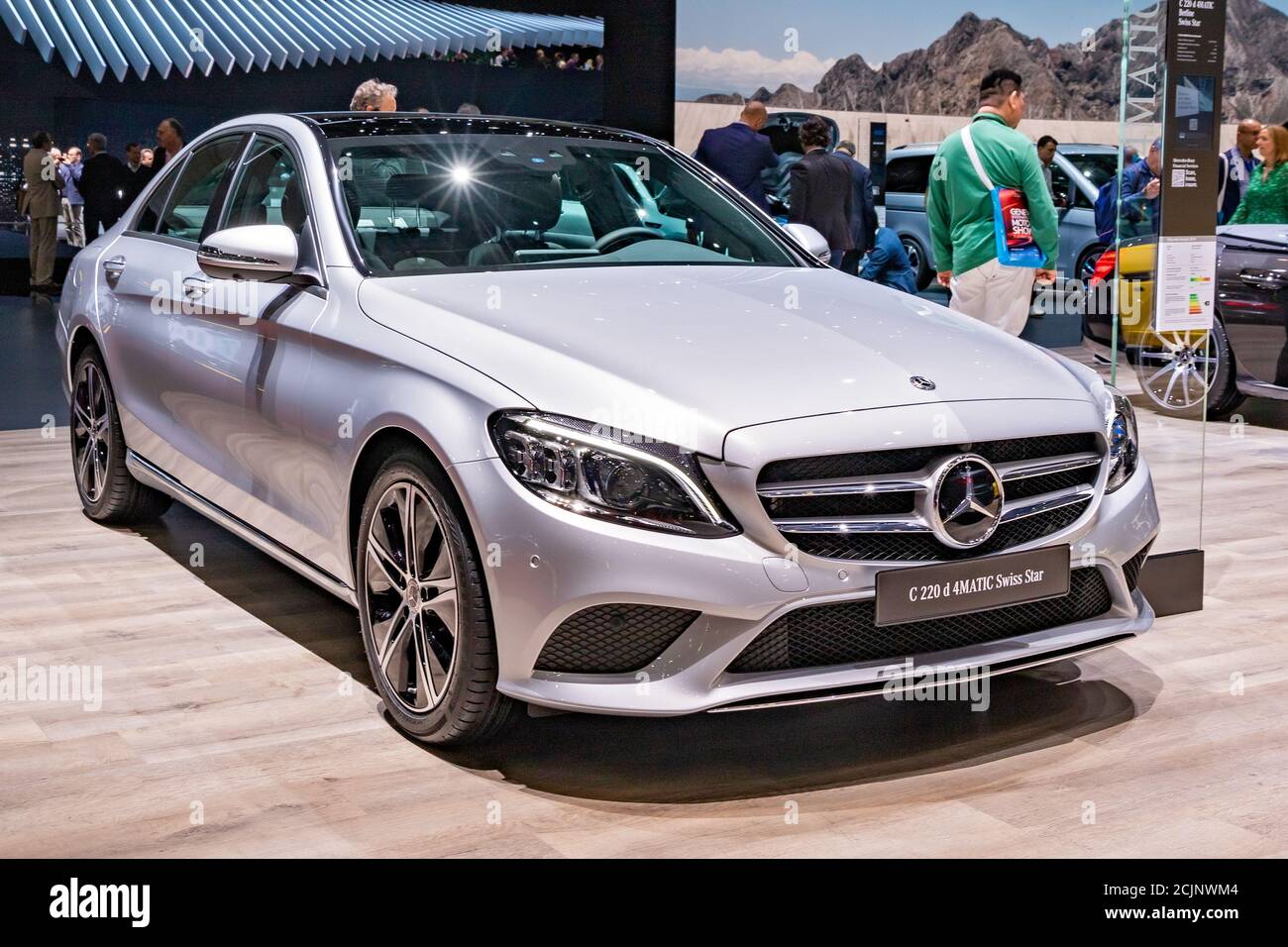 Mercedes c220 fotografías e imágenes de alta resolución - Alamy