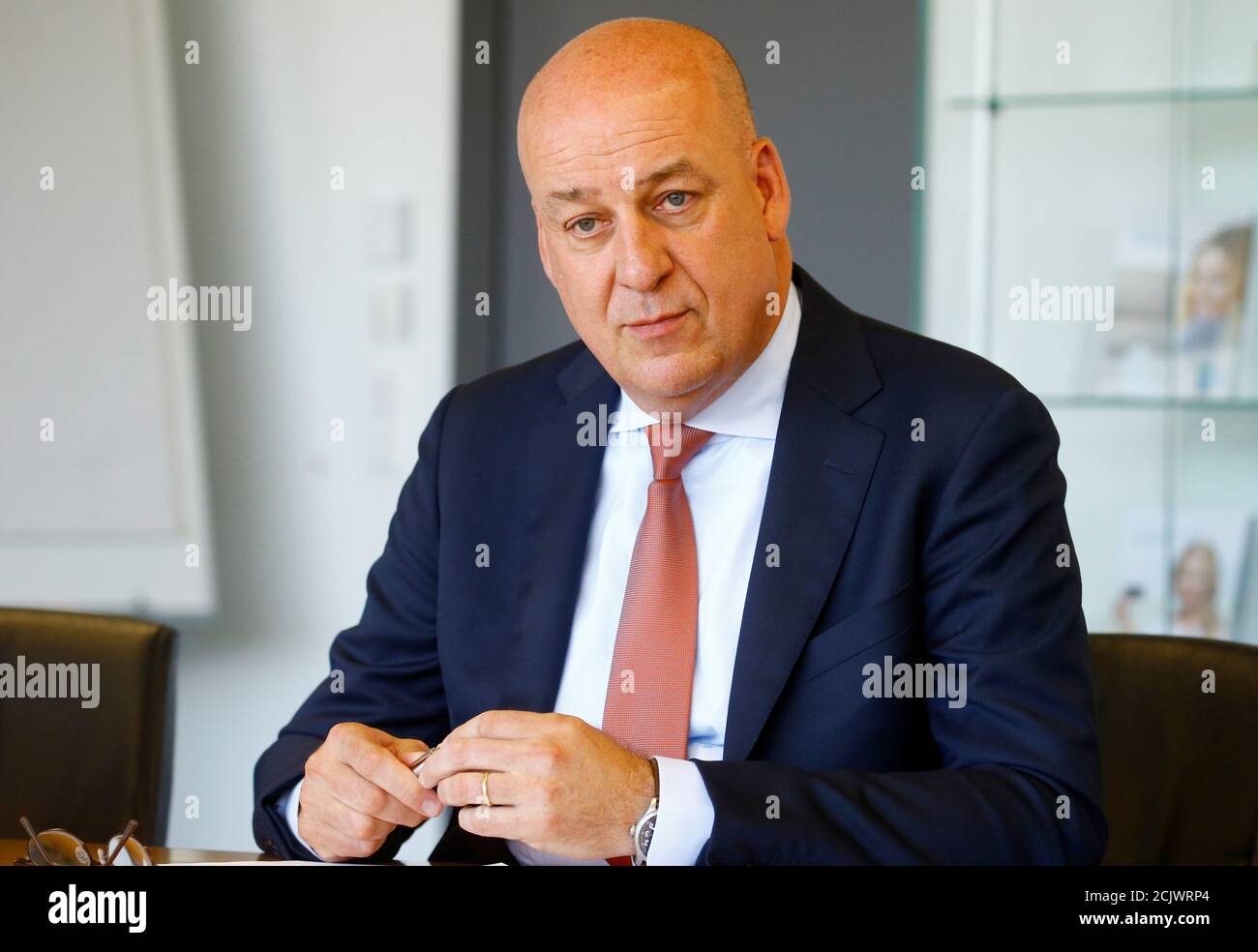 Dinero cembra fotografías e imágenes de alta resolución Alamy