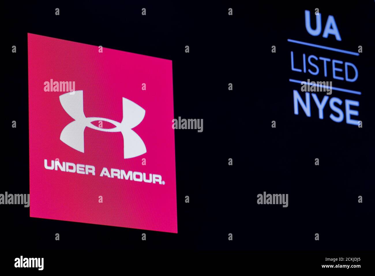 Under armour logo fotografías e imágenes de alta resolución Alamy