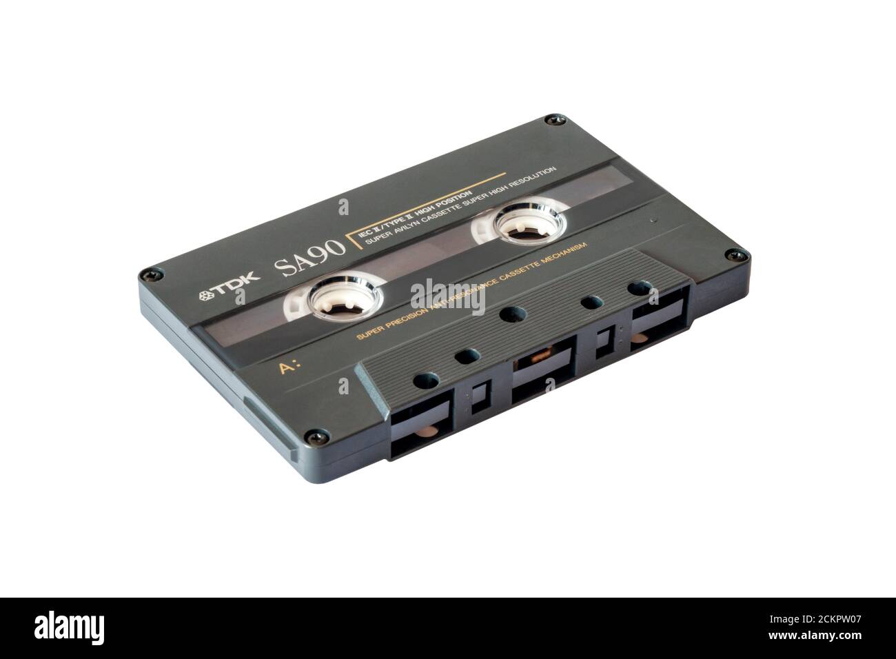 Una cinta de casete compacta de alta resolución TDK SA90 de 90 minutos de 1980 para grabaciones de audio, aislada sobre un fondo blanco Foto de stock