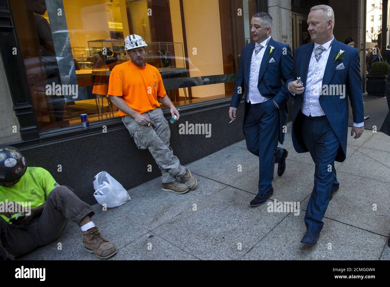 Tuxedos fotografías e imágenes de alta resolución Alamy