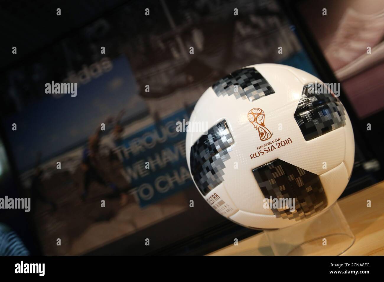 Adidas world cup ball fotografías e imágenes de alta resolución - 2 - Alamy