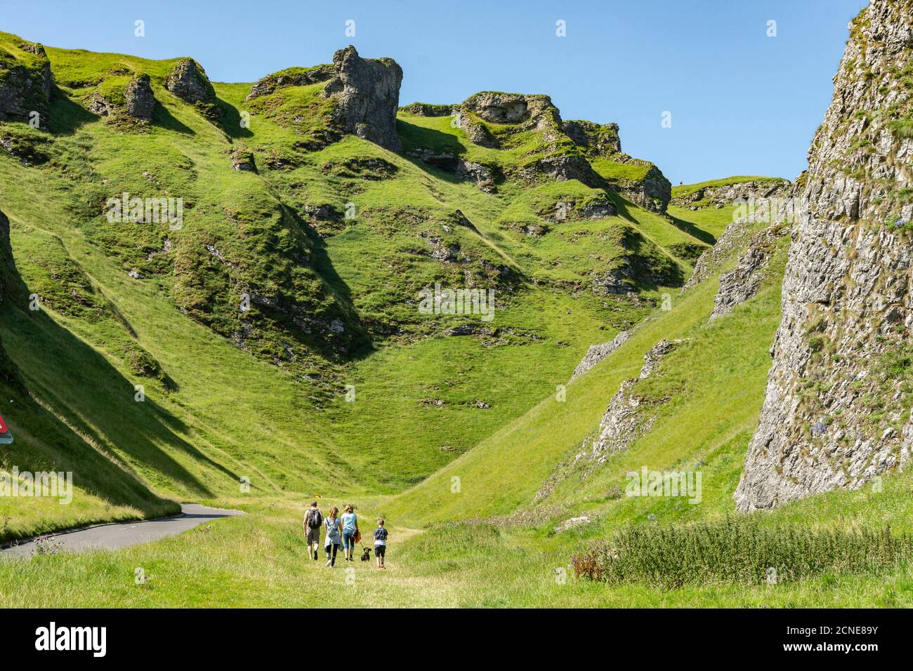 Piedra caliza del distrito de los picos fotografías e imágenes de alta