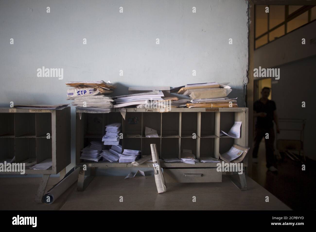 Oficinas De Dhl En La Habana Cuba Paquetes De Cuba Fotos e Imágenes de stock - Alamy