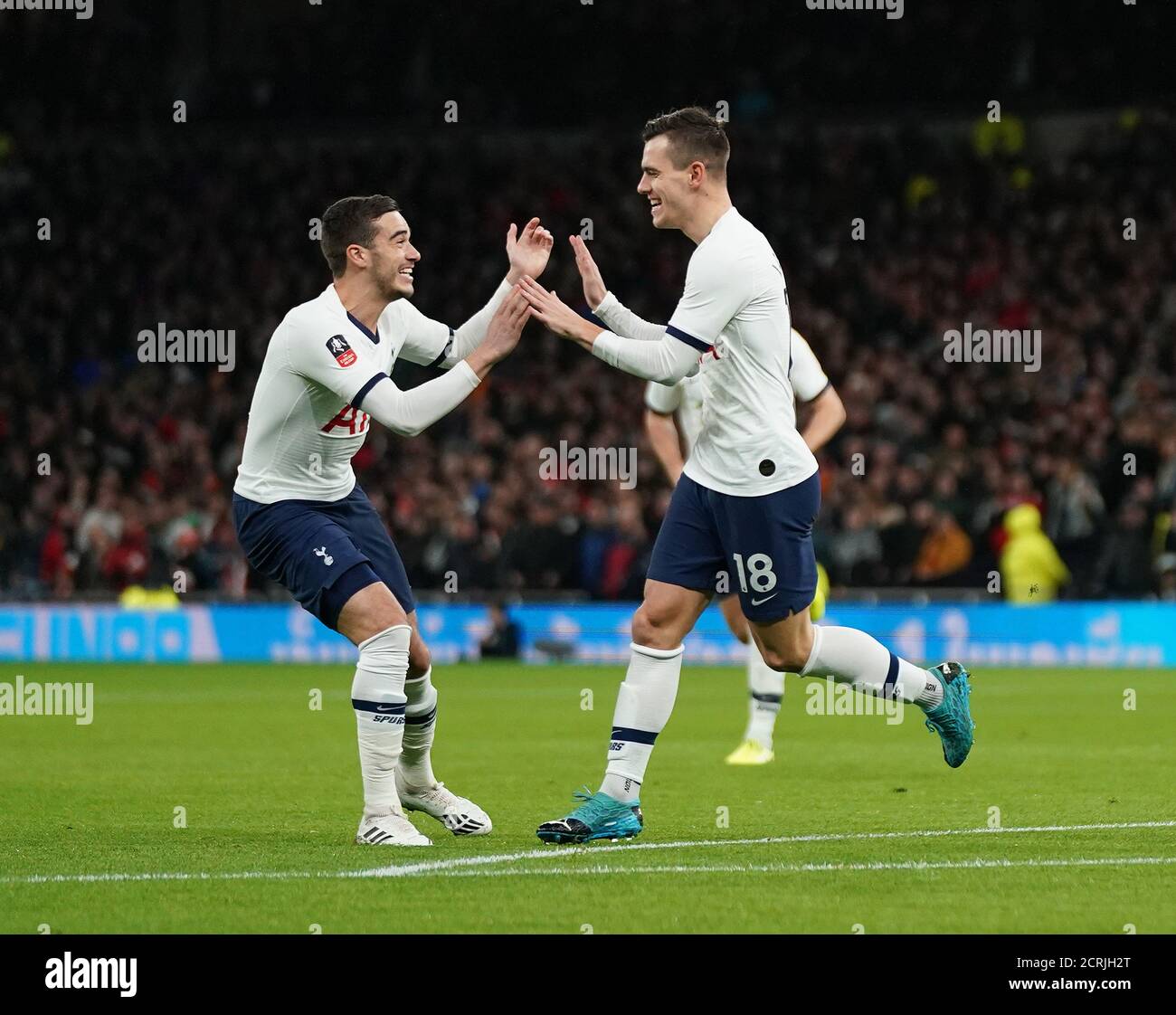 Giovani lo Celso, de Tottenham Hotspur, celebra el gol de apertura. Spurs contra Middlesbrough. FA CUP ROUND 3 CRÉDITO DE LA FOTO: © MARK PAIN / ALAMY Foto de stock