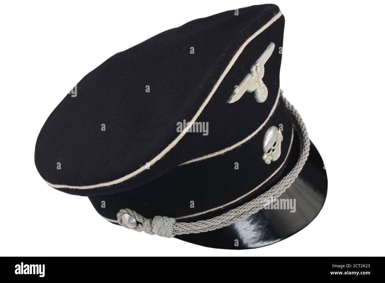 WW2 German nazi SS gorra negra de forraje - uniformes 1932-1934 aislado sobre blanco Foto de stock