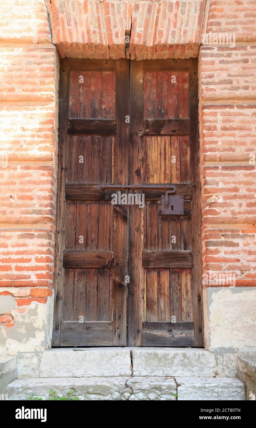 Antigua puerta Foto de stock