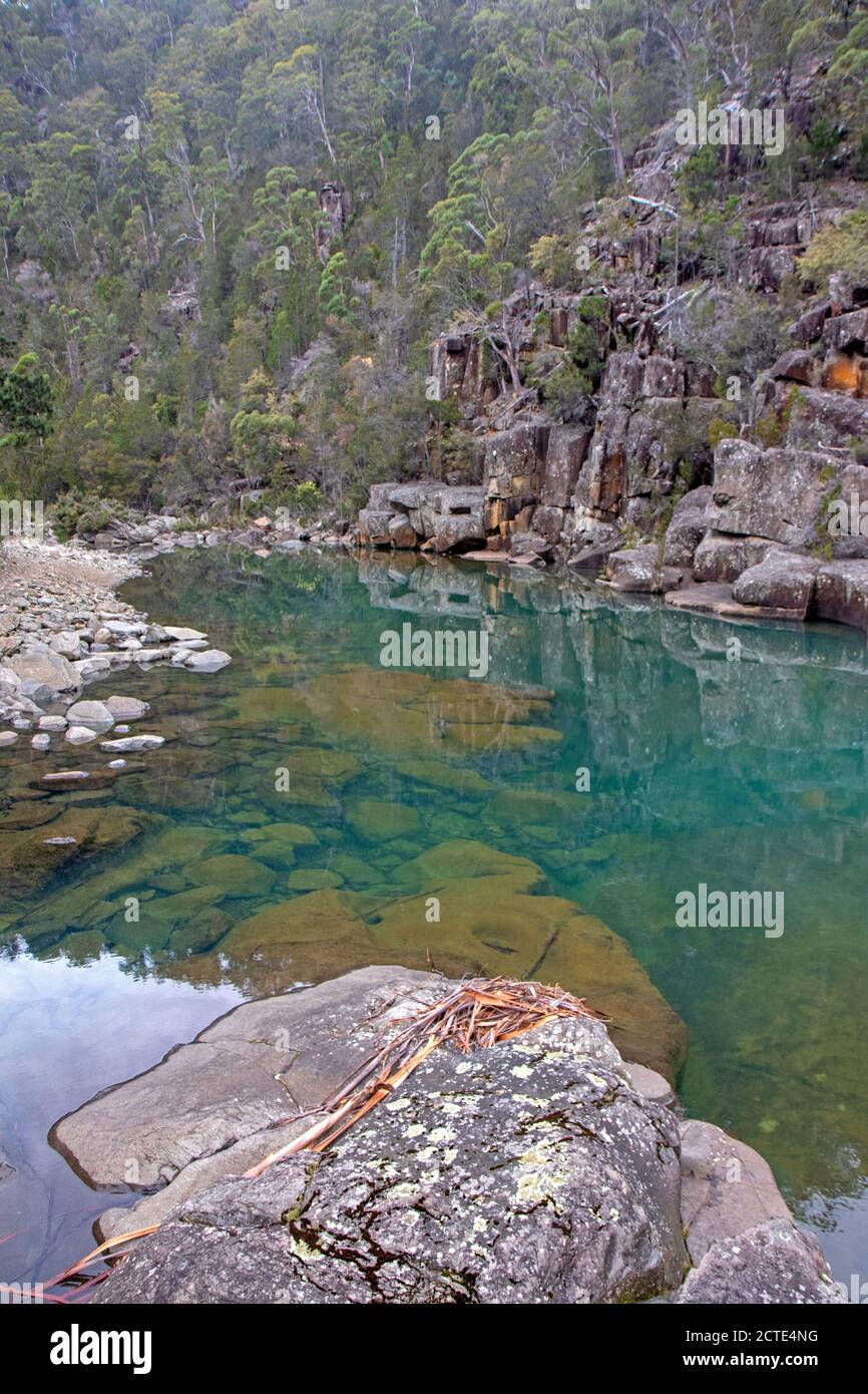 Pozo de agua en el desfiladero de Apsley, Parque Nacional Douglas-Apsley Foto de stock