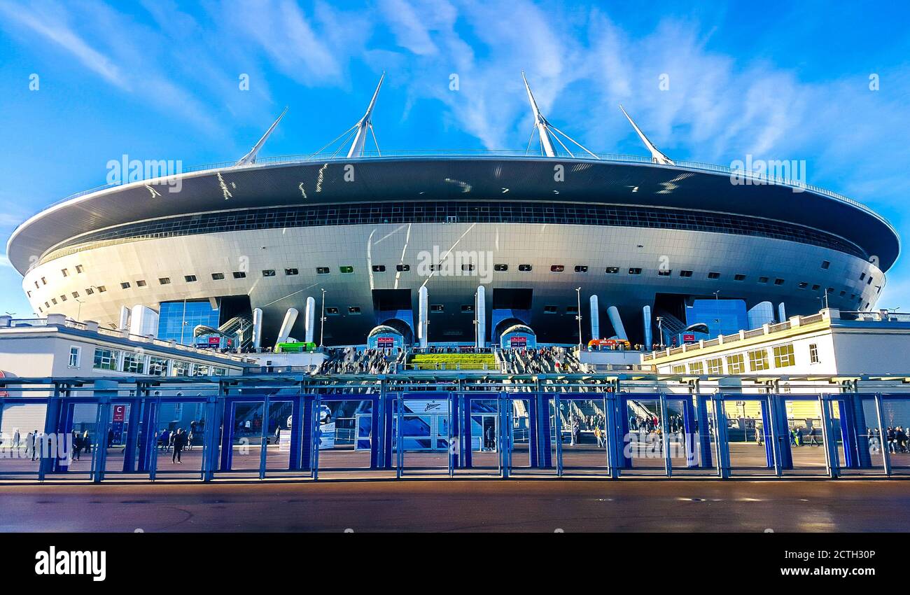 Estadio Gazprom Arena Estadio Del Club De Futbol Zenit San Petersburgo Rusia Fotografia De Stock Alamy Estadio Gazprom Arena Estadio Del Club De Futbol Zenit San Petersburgo Rusia Fotografia De Stock Alamy