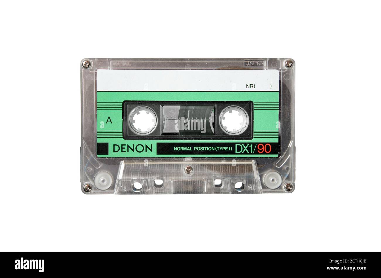 Primer plano de la cinta de audio Denon vintage aislado en fondo blanco Foto de stock