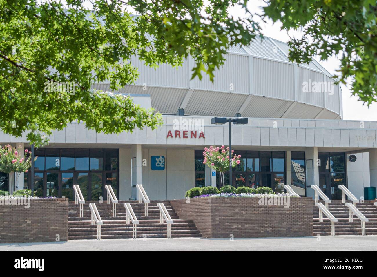 Huntsville Alabama, Von Braun Convention Center, entrada al centro, arena Foto de stock