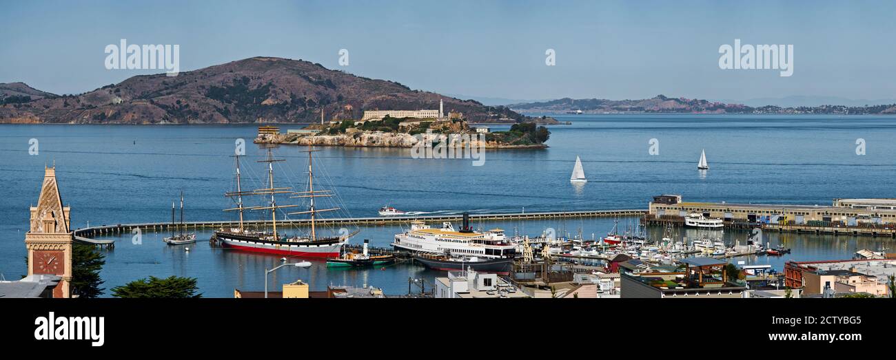 Prisión en una isla, la isla de Alcatraz, el Parque acuático Distrito Histórico, Fisherman's Wharf, San Francisco, California, Estados Unidos Foto de stock