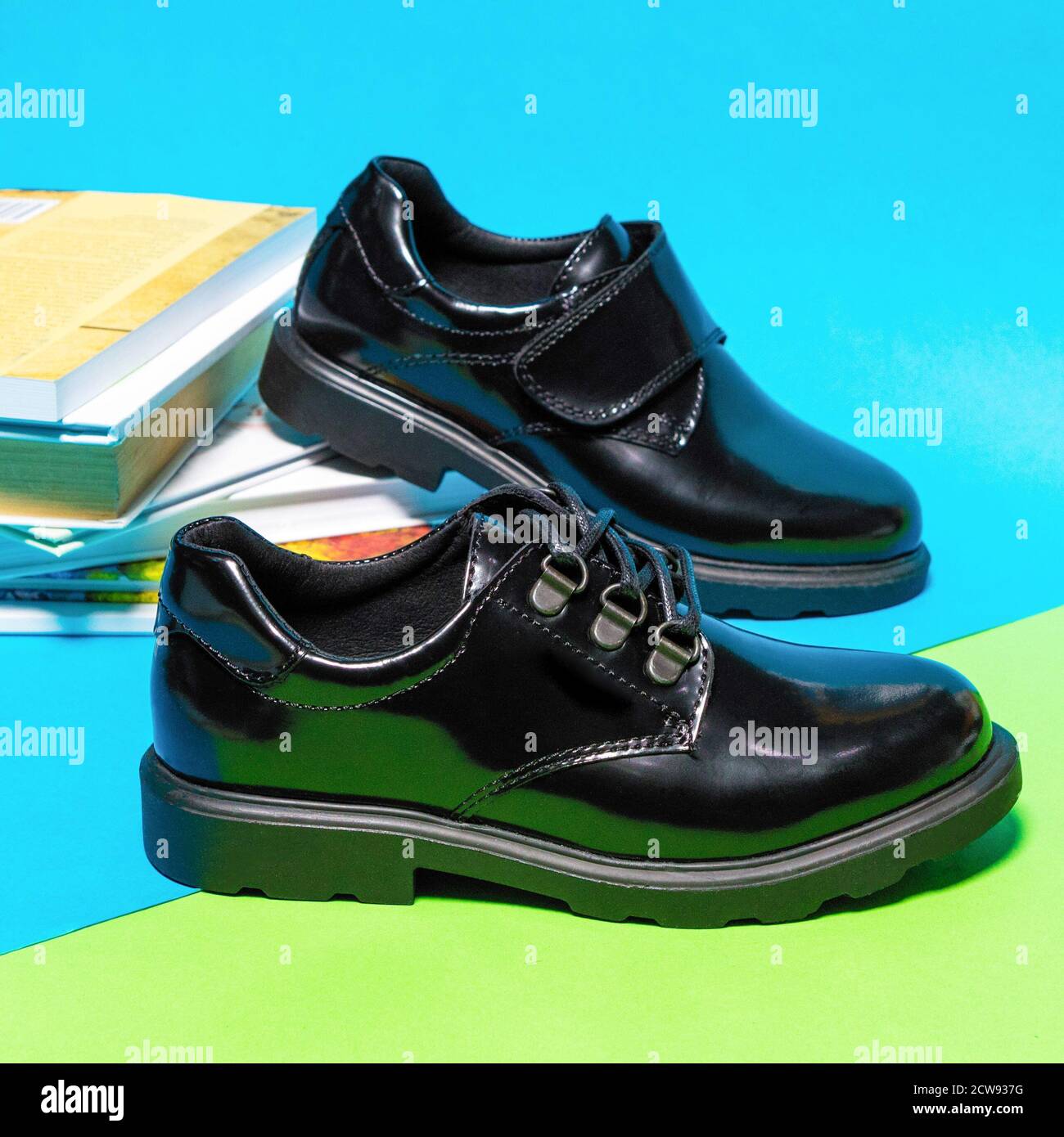 Zapatos de charol fotografías e imágenes de alta resolución - Alamy
