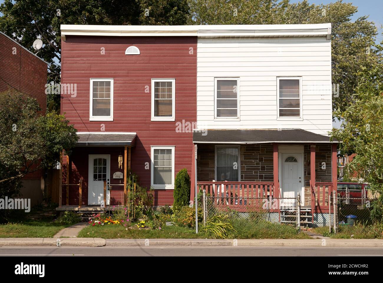 Casas típicas de la clase obrera canadiense francesa en Lachine, Montreal, Quebec, Canadá Foto de stock