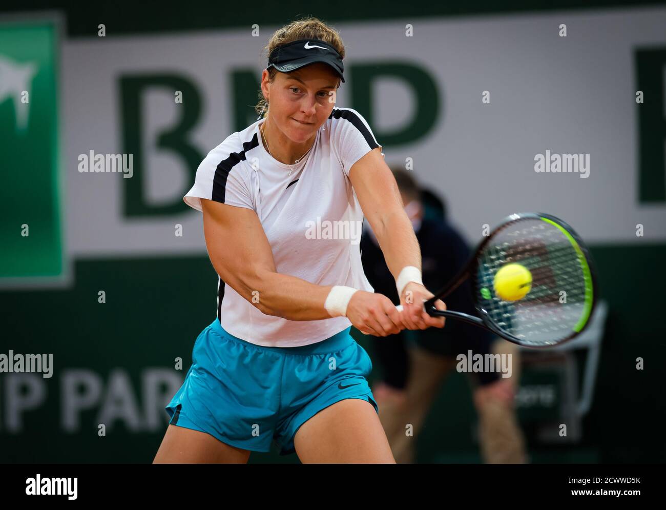 Liudmila Samsonova de Rusia en acción durante la primera ronda en el Roland Garros 2020, Grand Slam torneo de tenis, el 29 de septiembre de 2020 en Roland Foto de stock