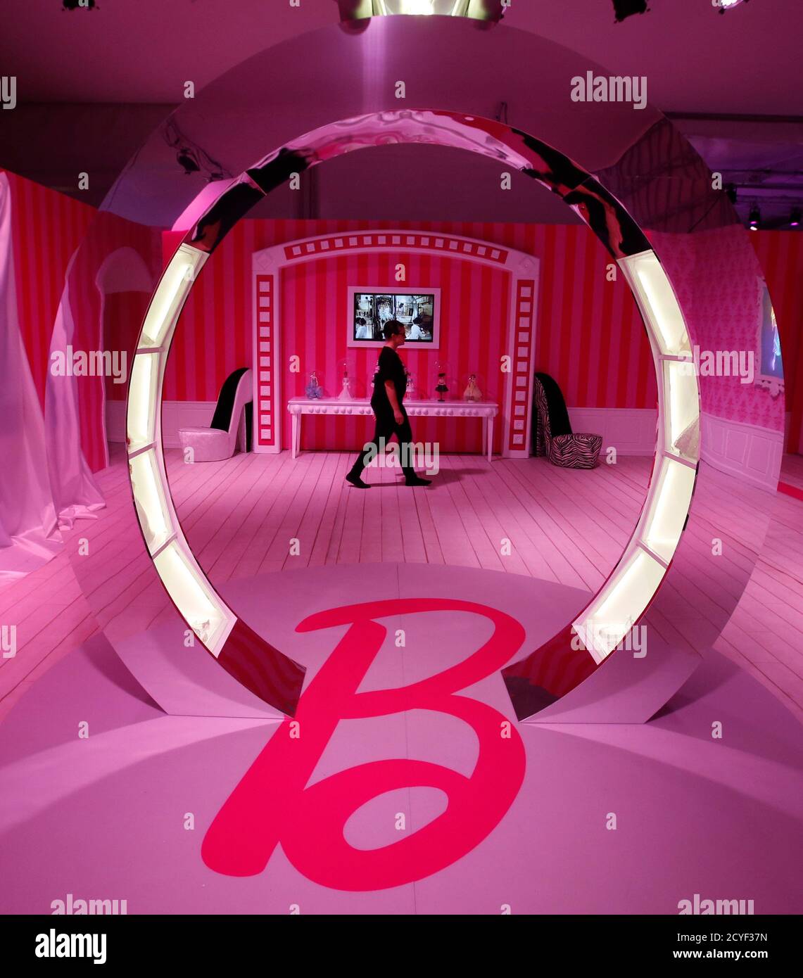 The dressing room inside a life-size "Barbie Dreamhouse" of Mattel's Barbie  dolls is pictured during a media tour in Berlin, May 15, 2013. The life-sized  house, covering about 1,400 square metres offers