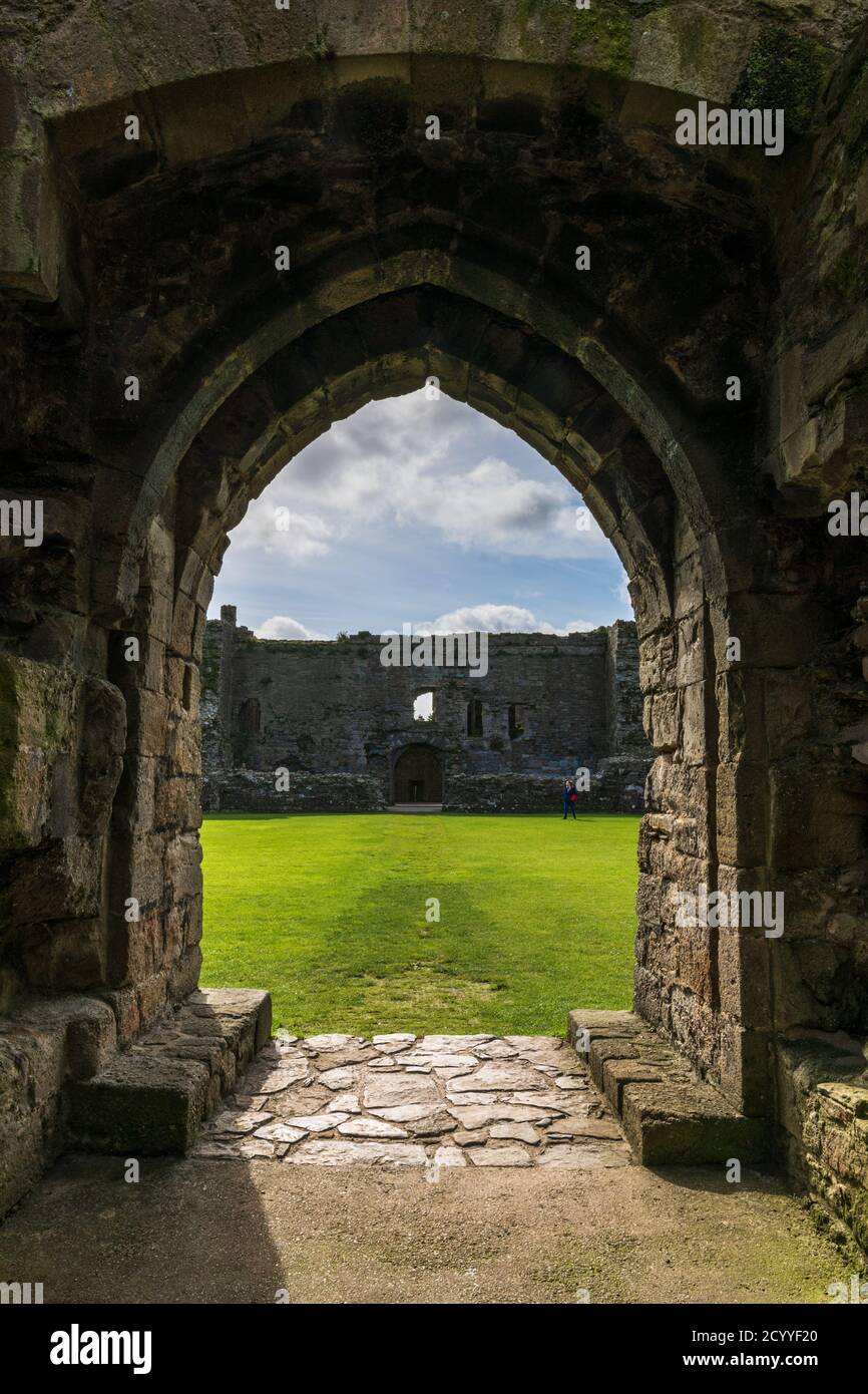 Castillo de Beaumaris, Anglesey, Gales, Reino Unido Foto de stock