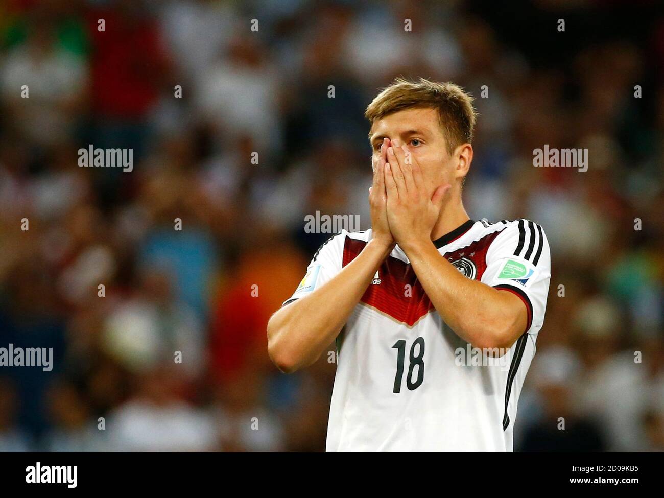 Germany's Toni Kroos reacts to a missed goal shot during the 2014 World Cup  final between Germany and Argentina at the Maracana stadium in Rio de  Janeiro July 13, 2014. REUTERS/Michael Dalder (