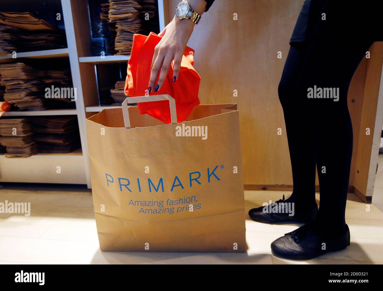 telfar bolsa bloomingdale's