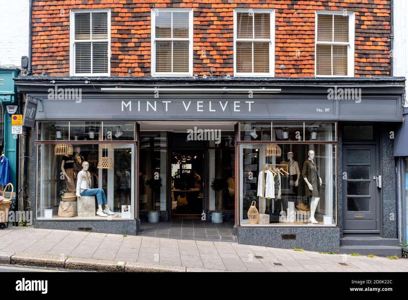 Tienda de para mujer Mint Velvet, High Street, Lewes, East Sussex, Reino de stock - Alamy